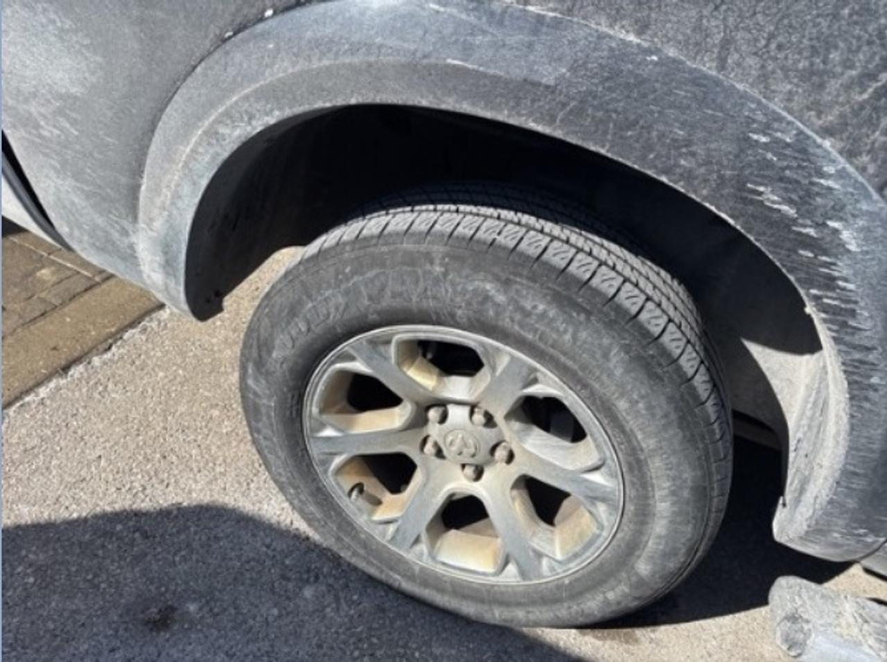 2013 RAM 1500 Laramie BLACK GOLD PEARL | BLACK INTERIOR LEATHER TRIM BKT STS | 5.7L HEMI V8 Photo