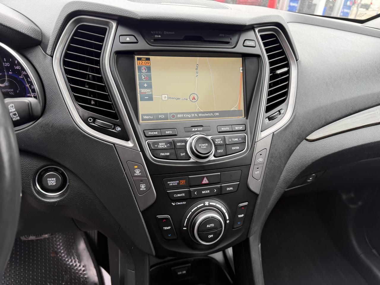 2016 Hyundai Santa Fe Sport Limited Photo