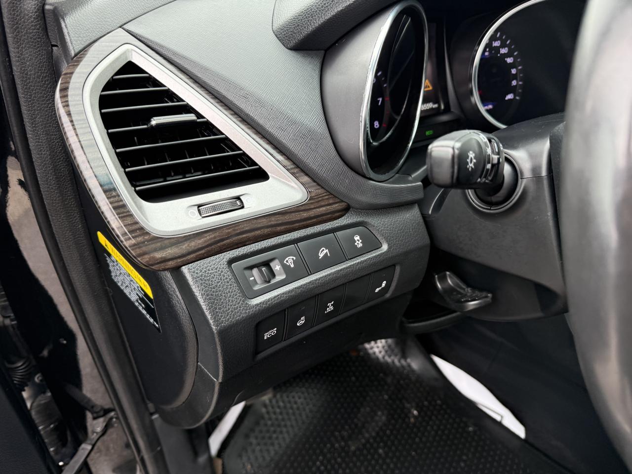 2016 Hyundai Santa Fe Sport Limited Photo