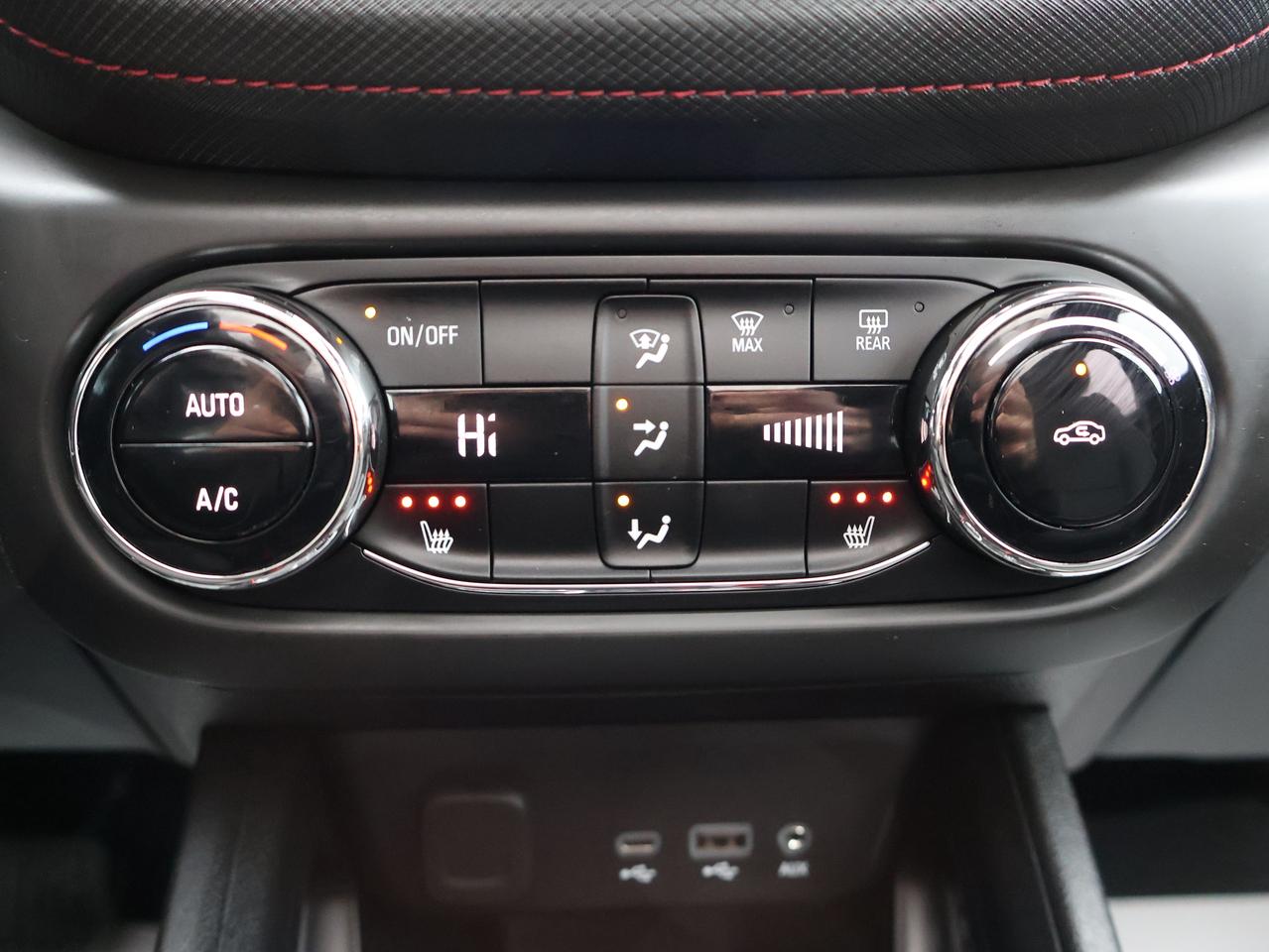 2023 Chevrolet TrailBlazer RS AWD CERTIFIED *ACCIDENT FREE* CAMERA BLUETOOTH LEATHER HEATED SEATS PANO ROOF CRUISE ALLOYS Photo