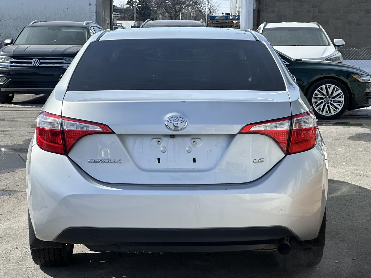 2015 Toyota Corolla LE Photo