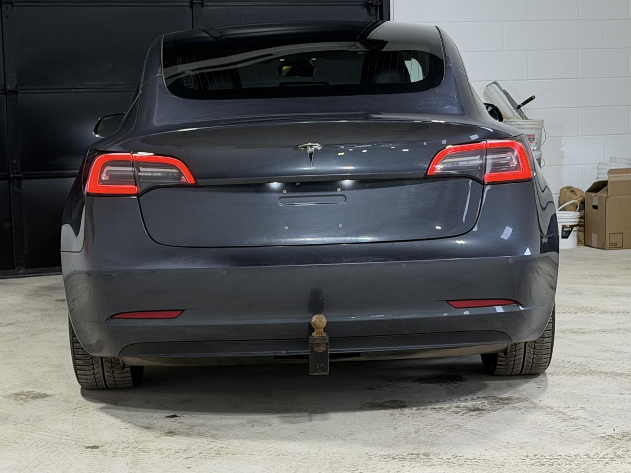 2018 Tesla Model 3 Long  Range Photo3