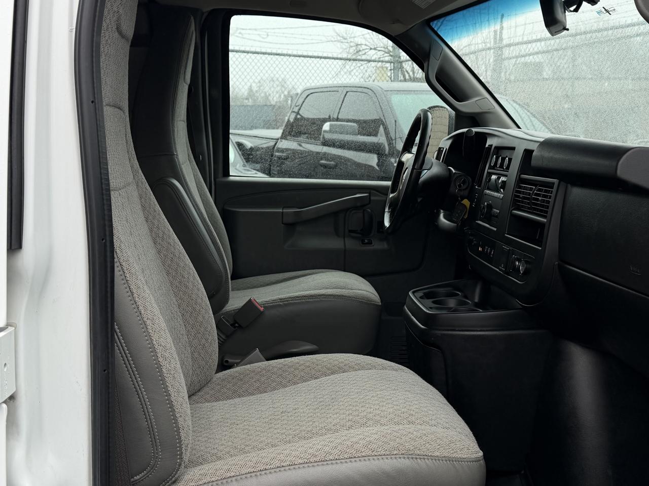 2019 GMC Savana Cargo Van 2500 135” Shelves|BACKUP CMRA Photo