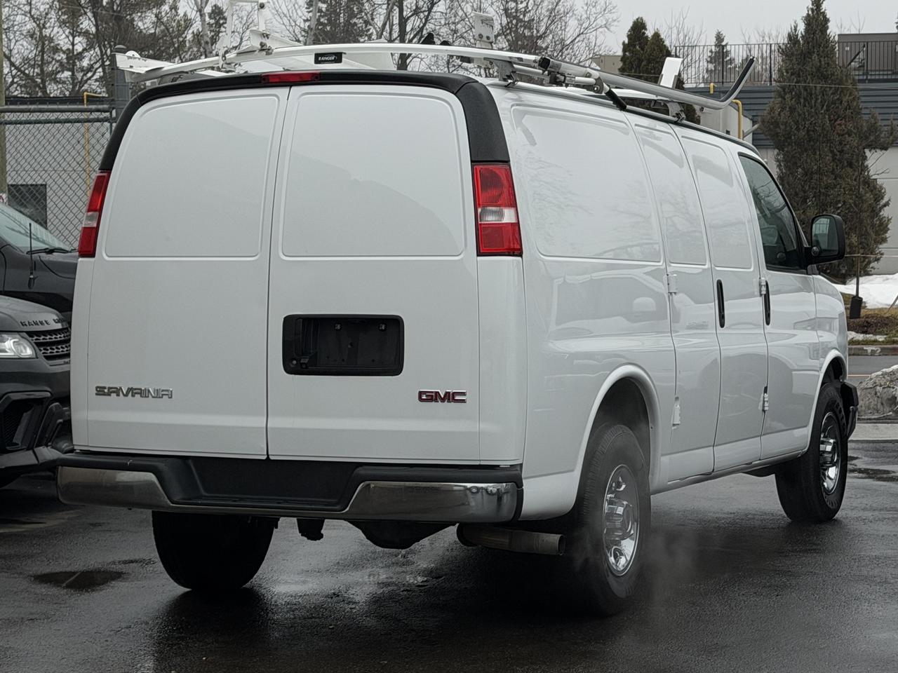2019 GMC Savana Cargo Van 2500 135” Shelves|BACKUP CMRA Photo