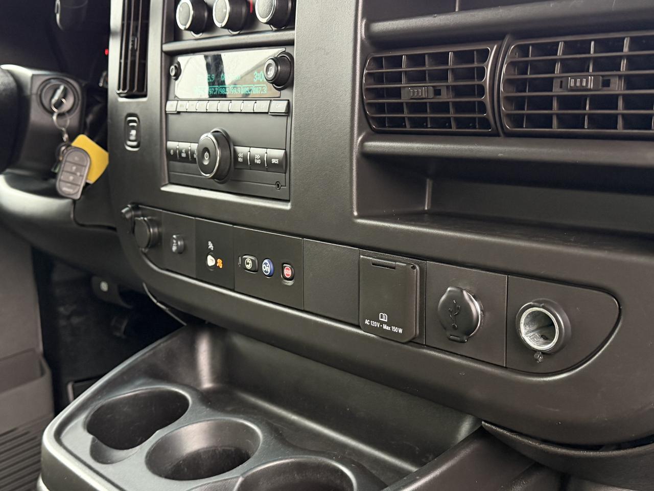 2019 GMC Savana Cargo Van 2500 135” Shelves|BACKUP CMRA Photo