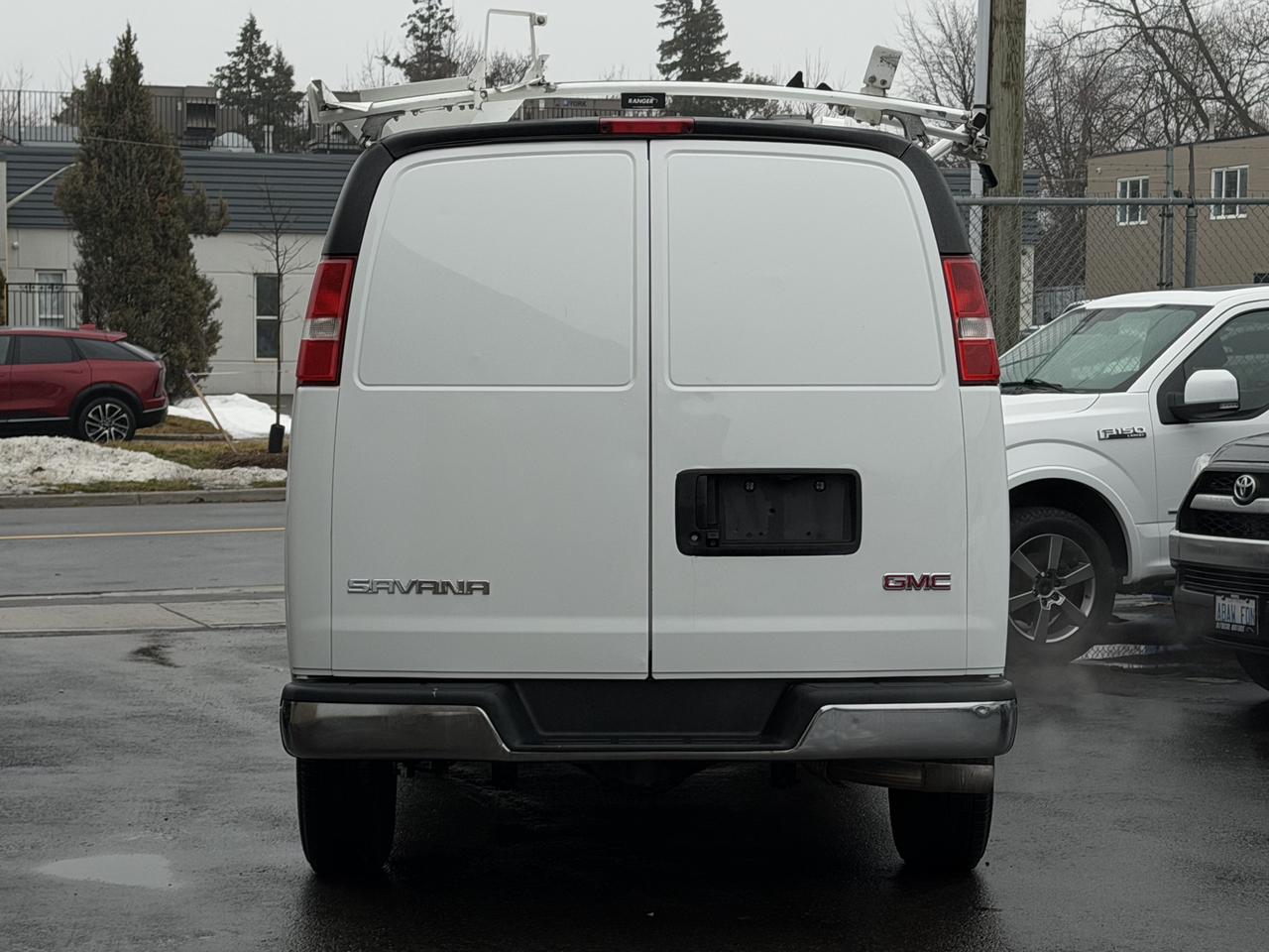 2019 GMC Savana Cargo Van 2500 135” Shelves|BACKUP CMRA Photo