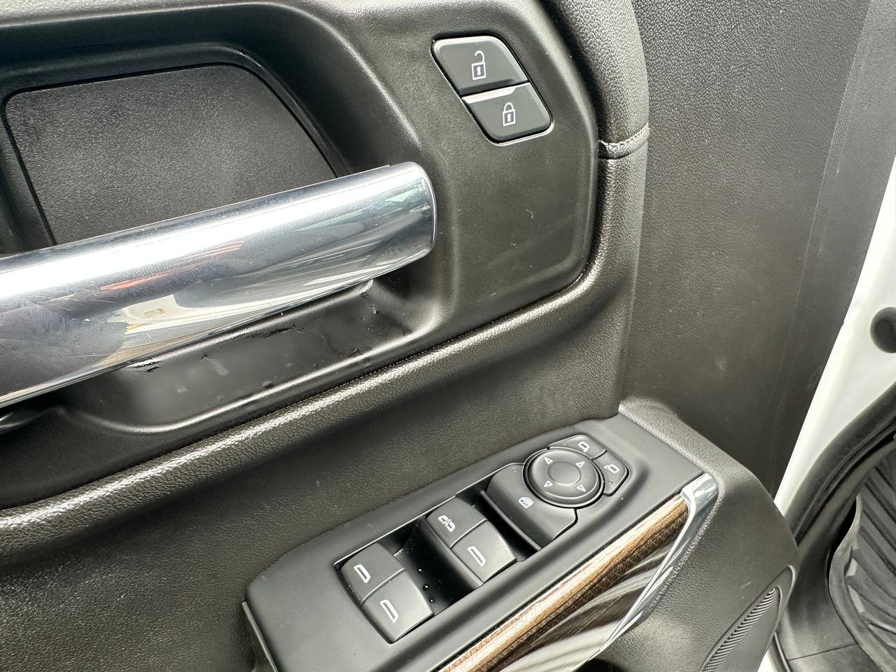 2022 Chevrolet Silverado 1500 LTD TrailBoss 4X4 HTD-Cloth CarPlay Backup Cam XM Photo