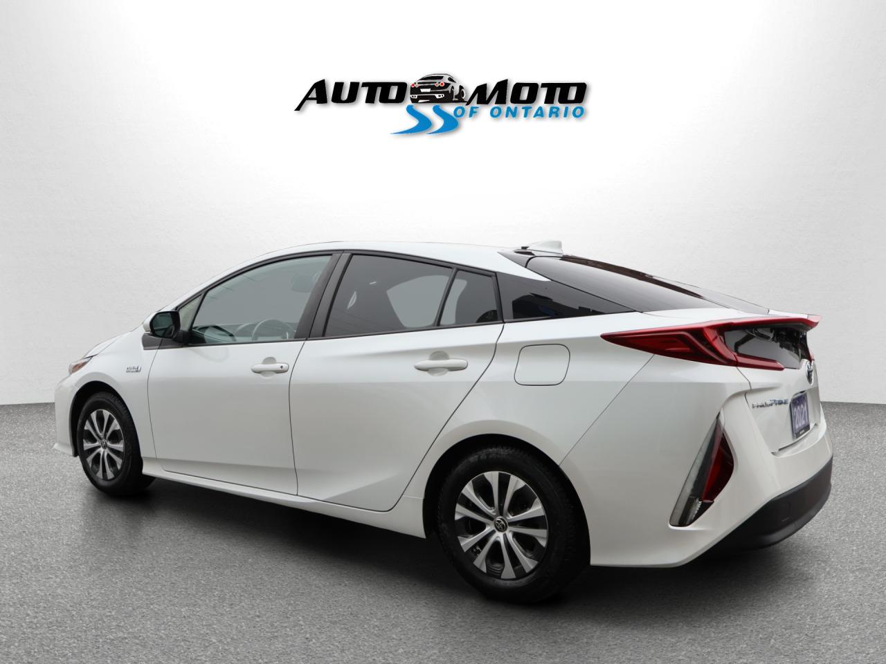 2021 Toyota Prius Prime LE CERTIFIED *TOYOTA MAINTAIN* CAMERA BLUETOOTH HEATED SEATS CRUISE ALLOYS Photo