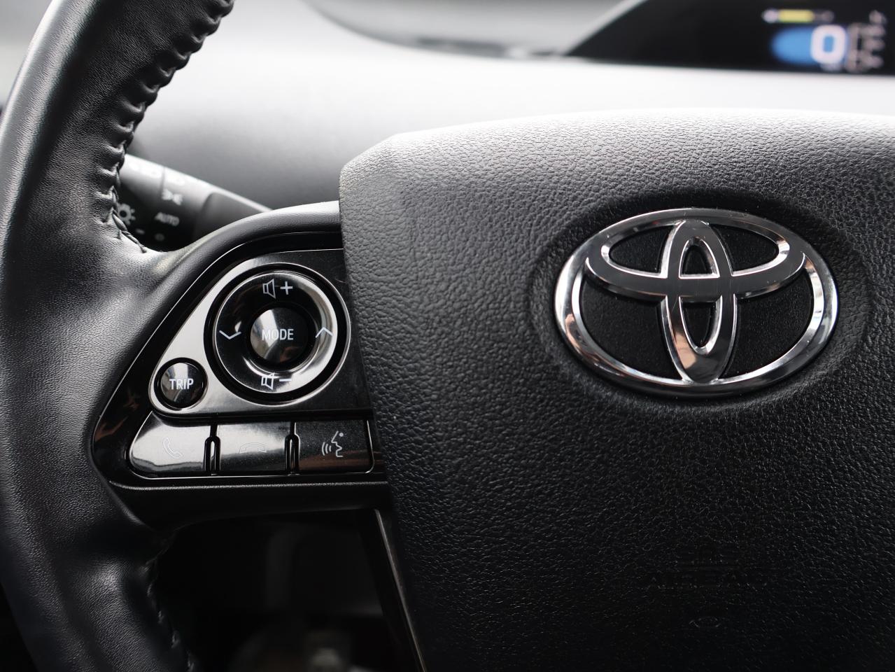 2021 Toyota Prius Prime LE CERTIFIED *TOYOTA MAINTAIN* CAMERA BLUETOOTH HEATED SEATS CRUISE ALLOYS Photo