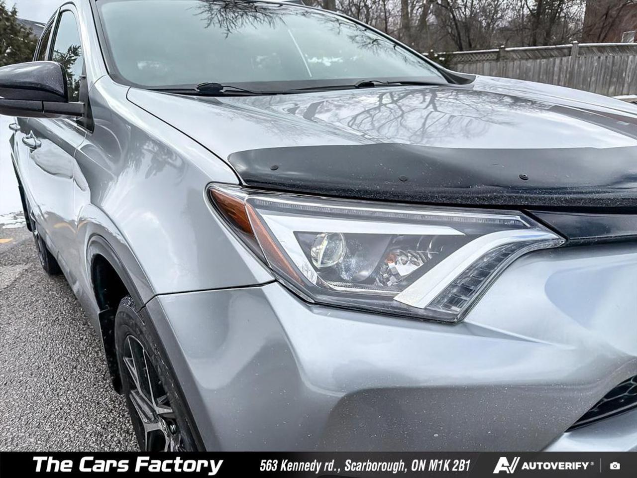 2016 Toyota RAV4 SE AWD Leather / Roof / Camera / No Accident! Photo