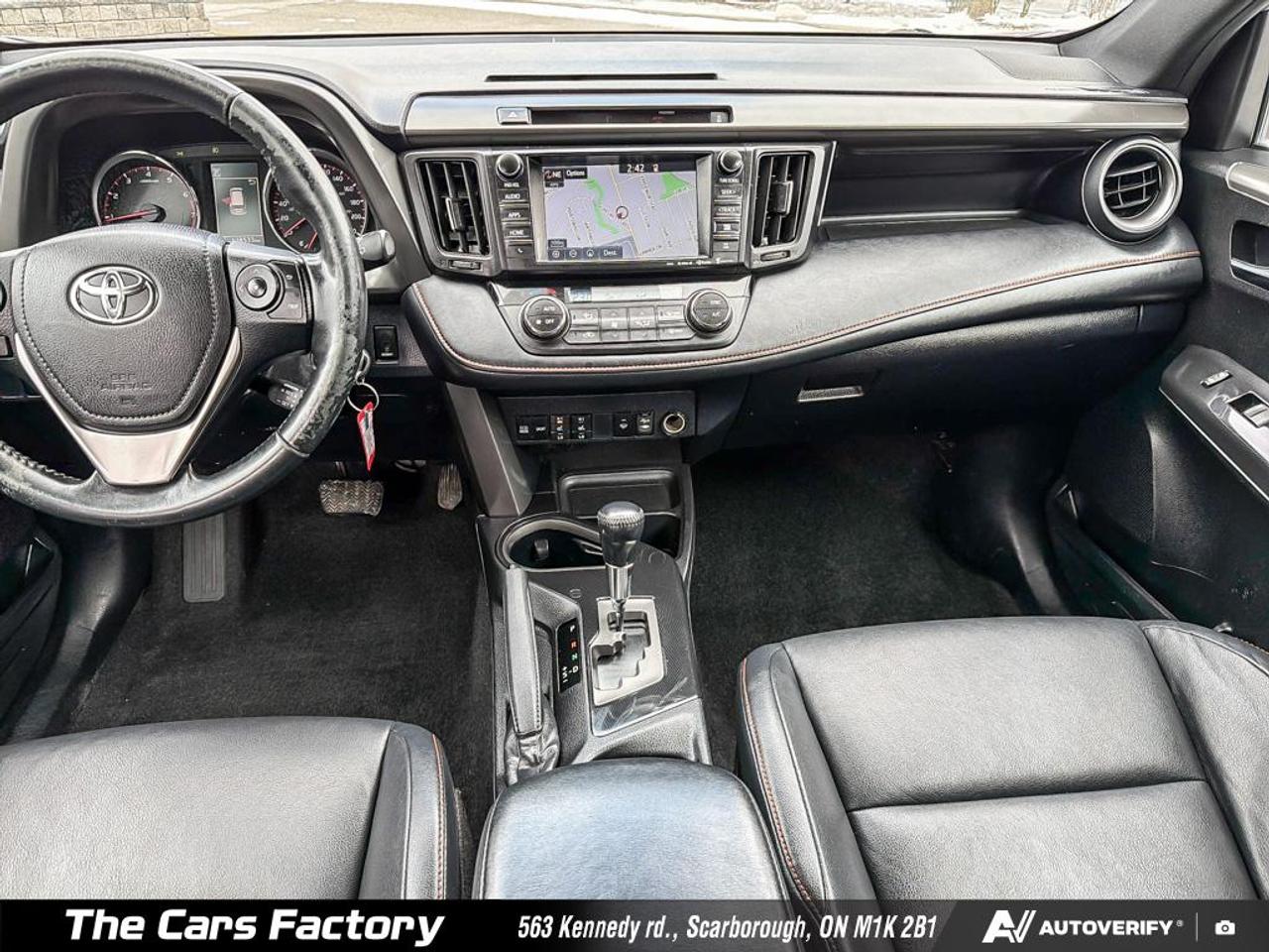 2016 Toyota RAV4 SE AWD Leather / Roof / Camera / No Accident! Photo