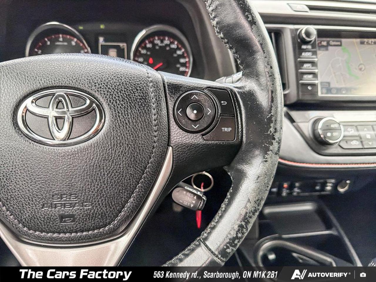 2016 Toyota RAV4 SE AWD Leather / Roof / Camera / No Accident! Photo