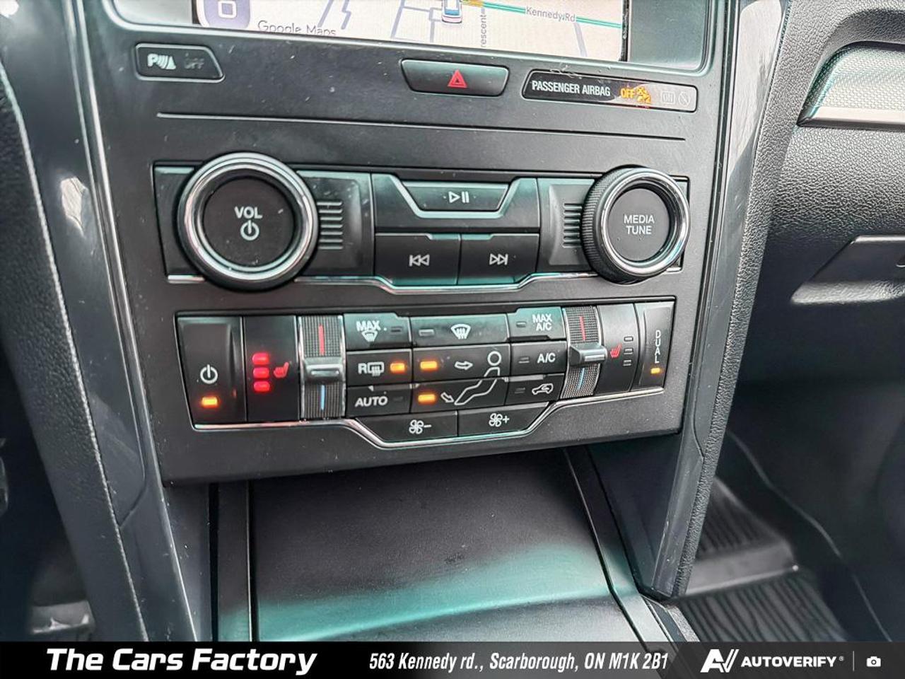 2018 Ford Explorer XLT 4WD Apple Carplay - No Accident! Photo