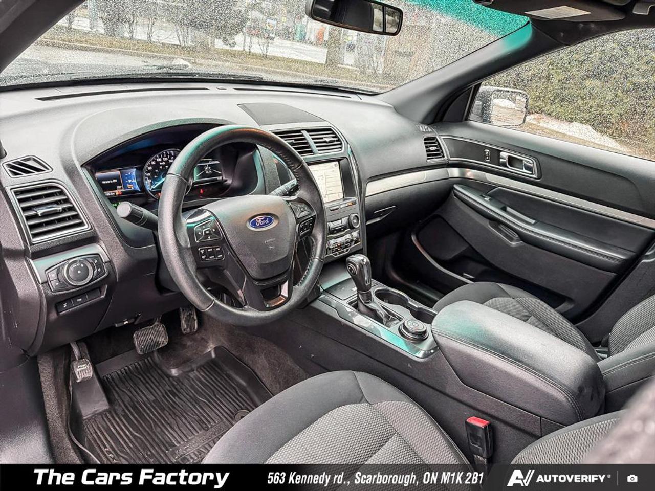 2018 Ford Explorer XLT 4WD Apple Carplay - No Accident! Photo