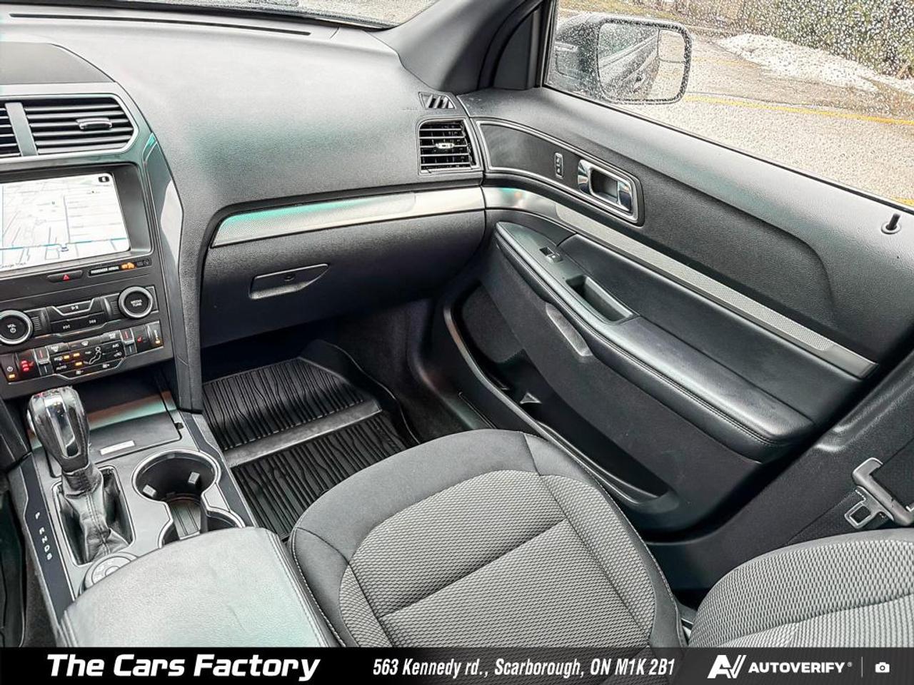 2018 Ford Explorer XLT 4WD Apple Carplay - No Accident! Photo