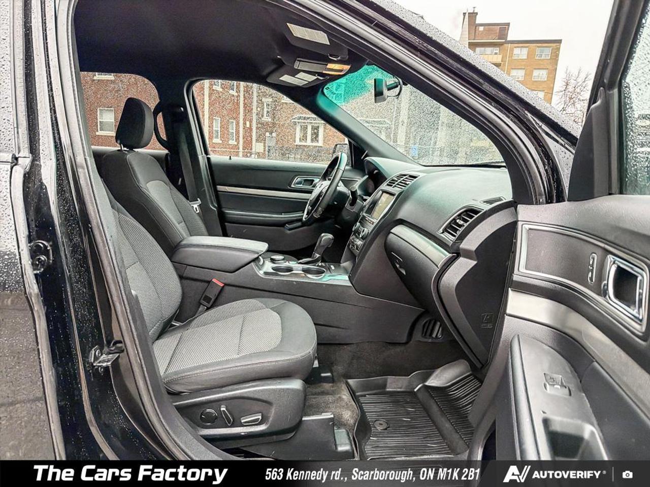 2018 Ford Explorer XLT 4WD Apple Carplay - No Accident! Photo