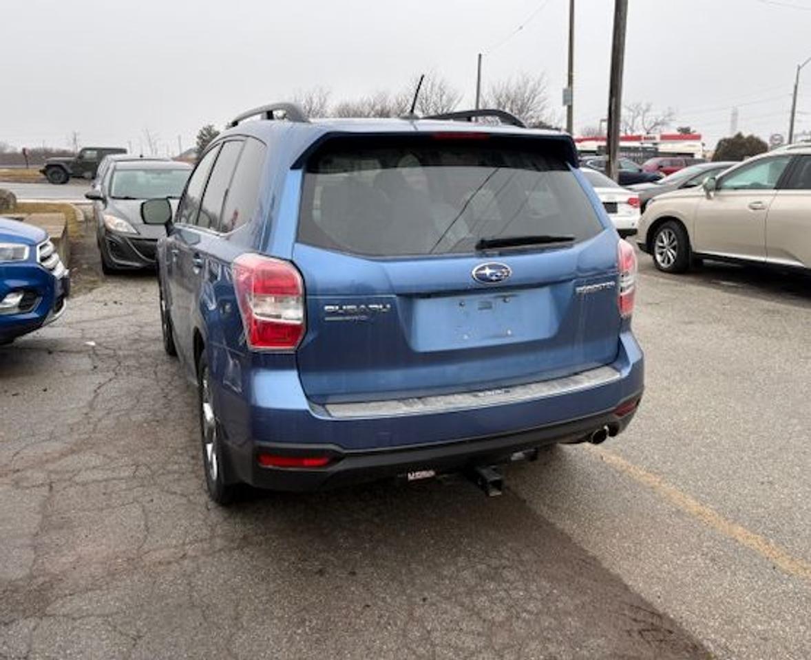 2015 Subaru Forester i Limited w/Tech Pkg Photo3