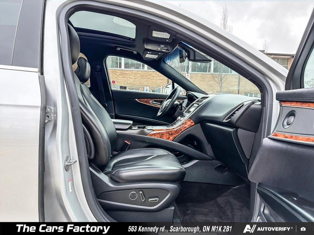 2016 Lincoln MKX Reserve AWD 1- Owner | No Accidents | Fully Loaded Photo