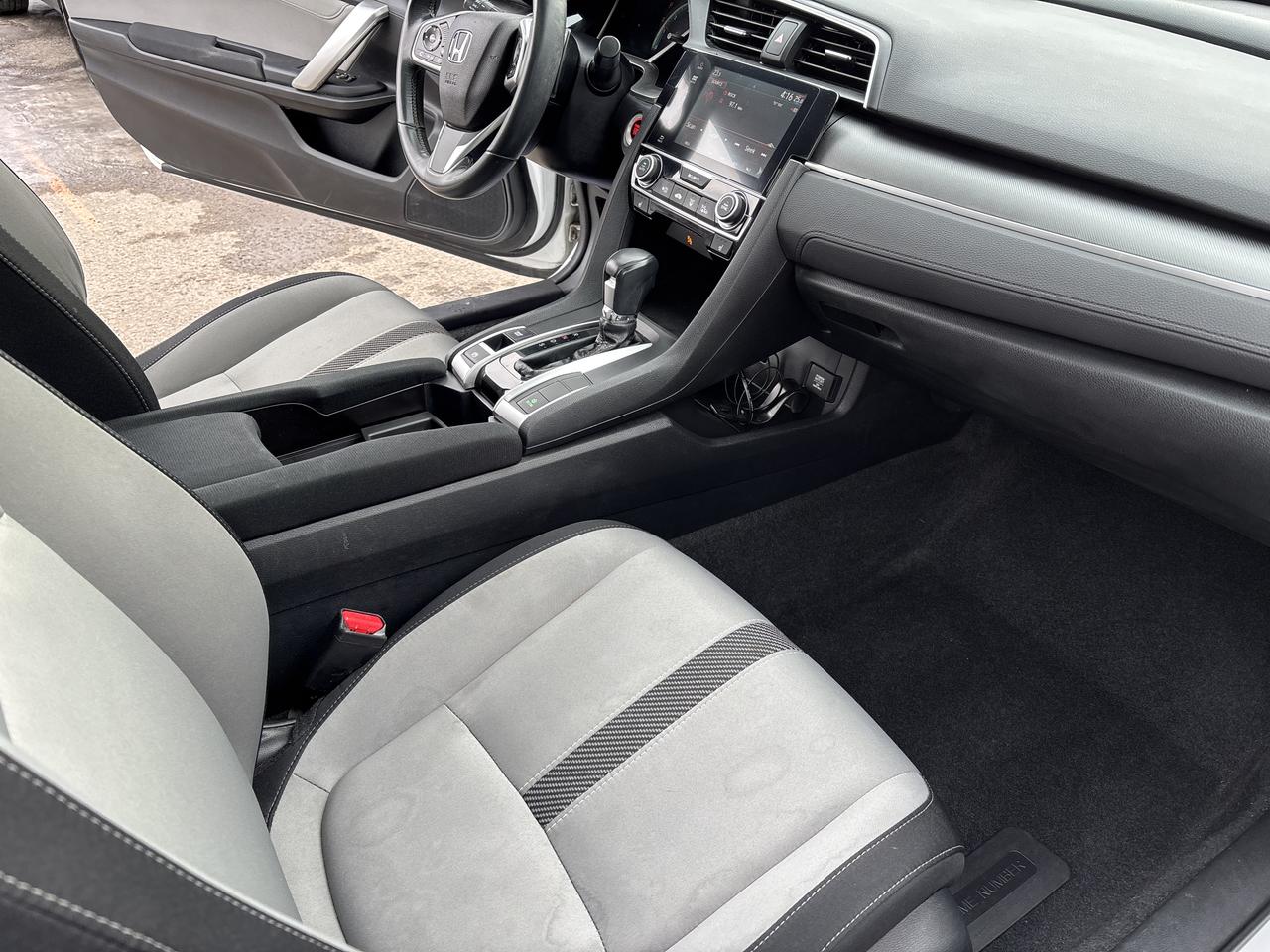 2017 Honda Civic EX-T Photo