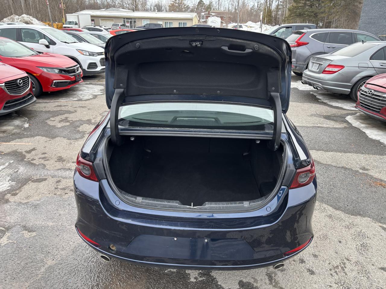 2021 Mazda MAZDA3 GX Photo