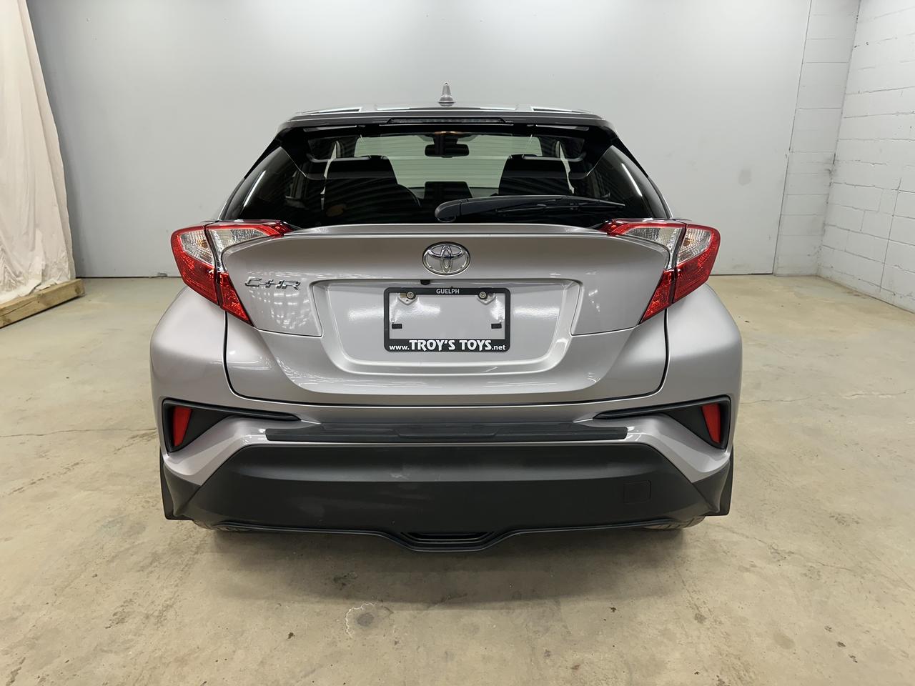 2019 Toyota C-HR LE Photo