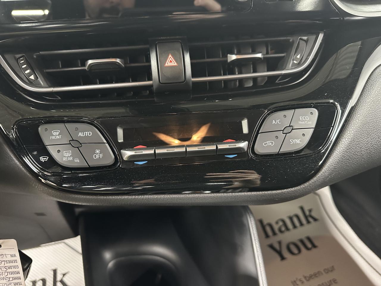 2019 Toyota C-HR LE Photo