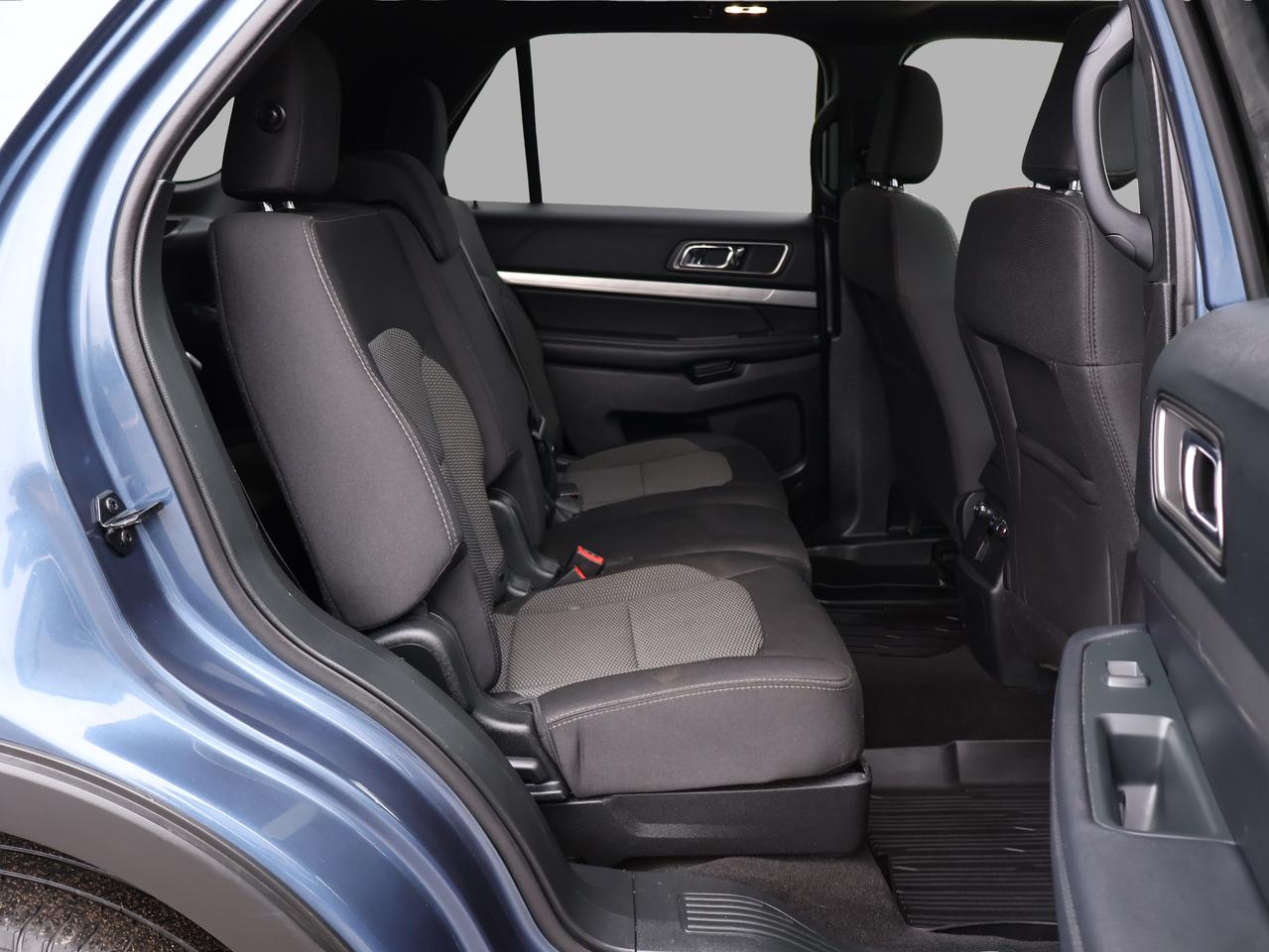 2019 Ford Explorer XLT ECO 4WD CERTIFIED *7 SEATS*FORD MAINTAIN* CAMERA NAV BLUETOOTH HEATED SEATS SUNROOF CRUISE ALLOYS Photo