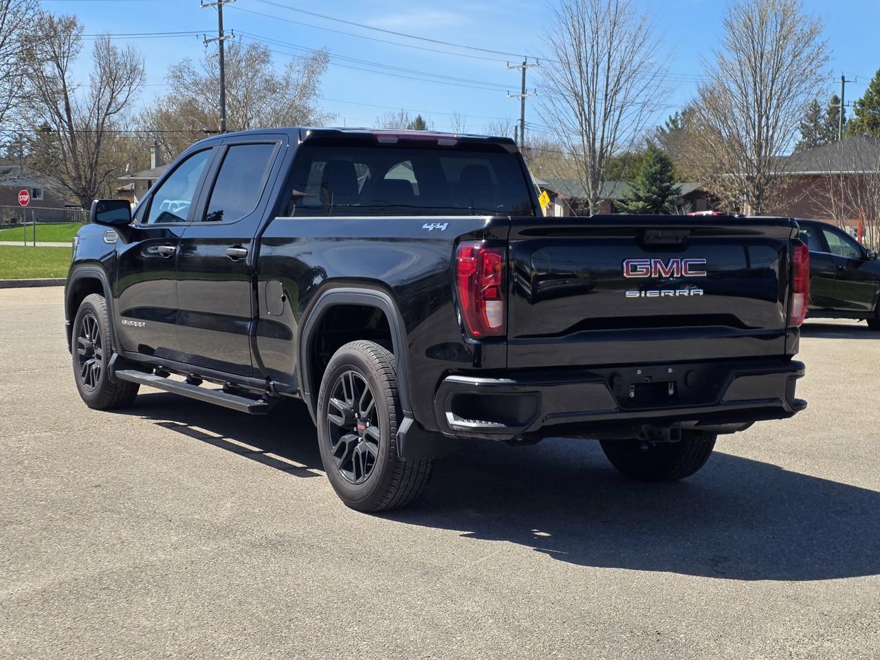 2024 GMC Sierra 1500 Pro Crew Cab 4WD Photo