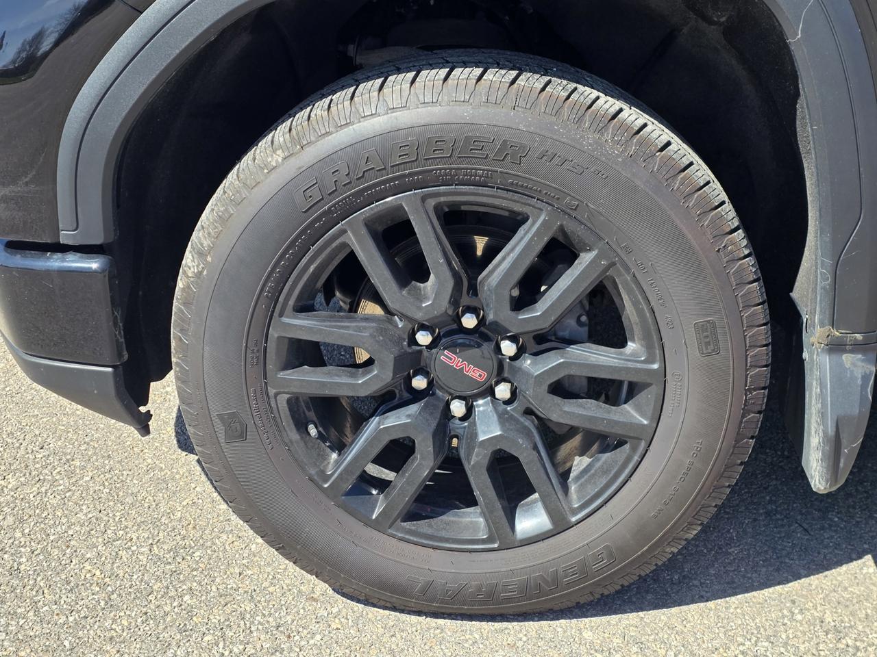 2024 GMC Sierra 1500 Pro Crew Cab 4WD Photo