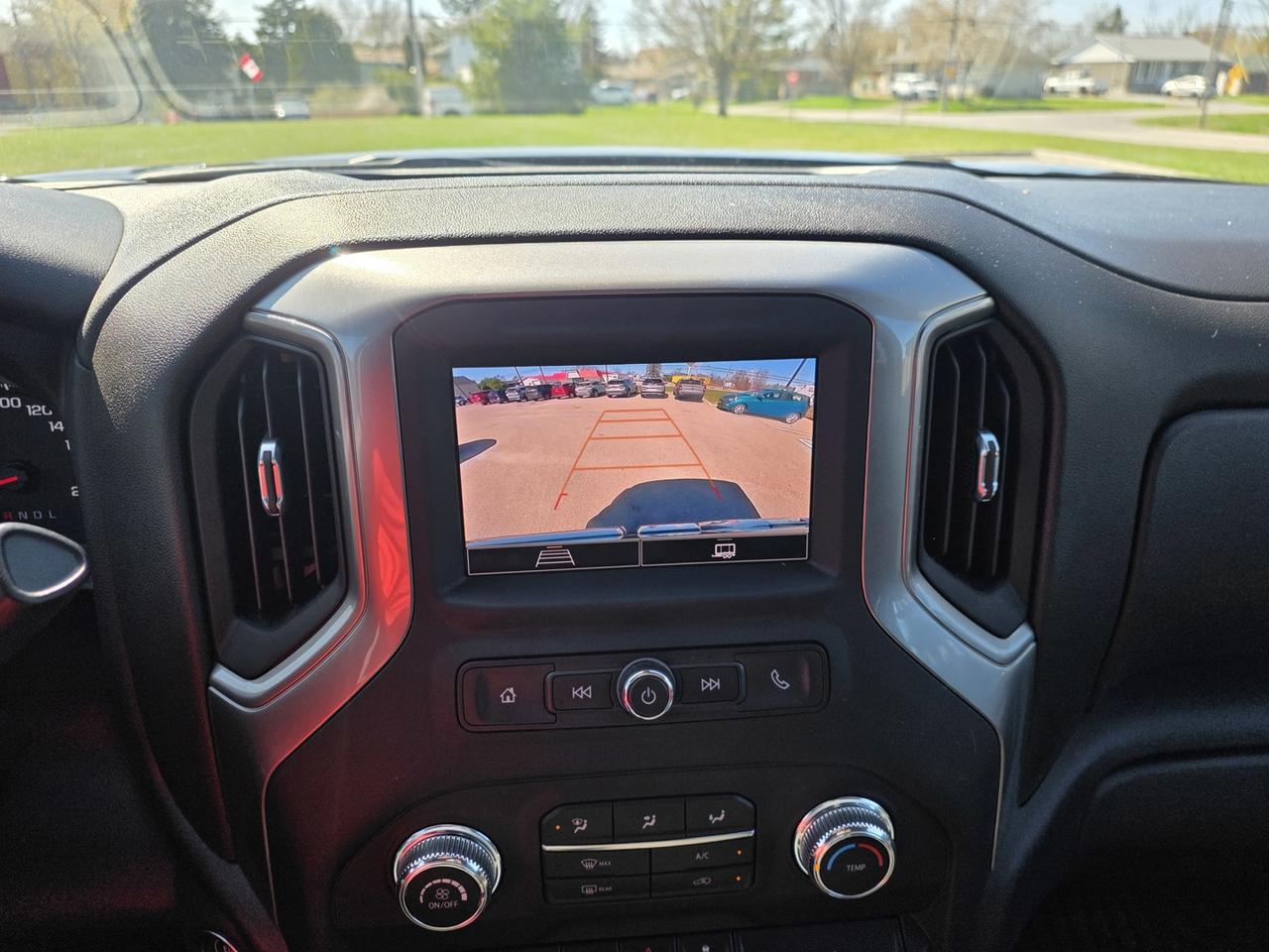 2024 GMC Sierra 1500 Pro Crew Cab 4WD Photo
