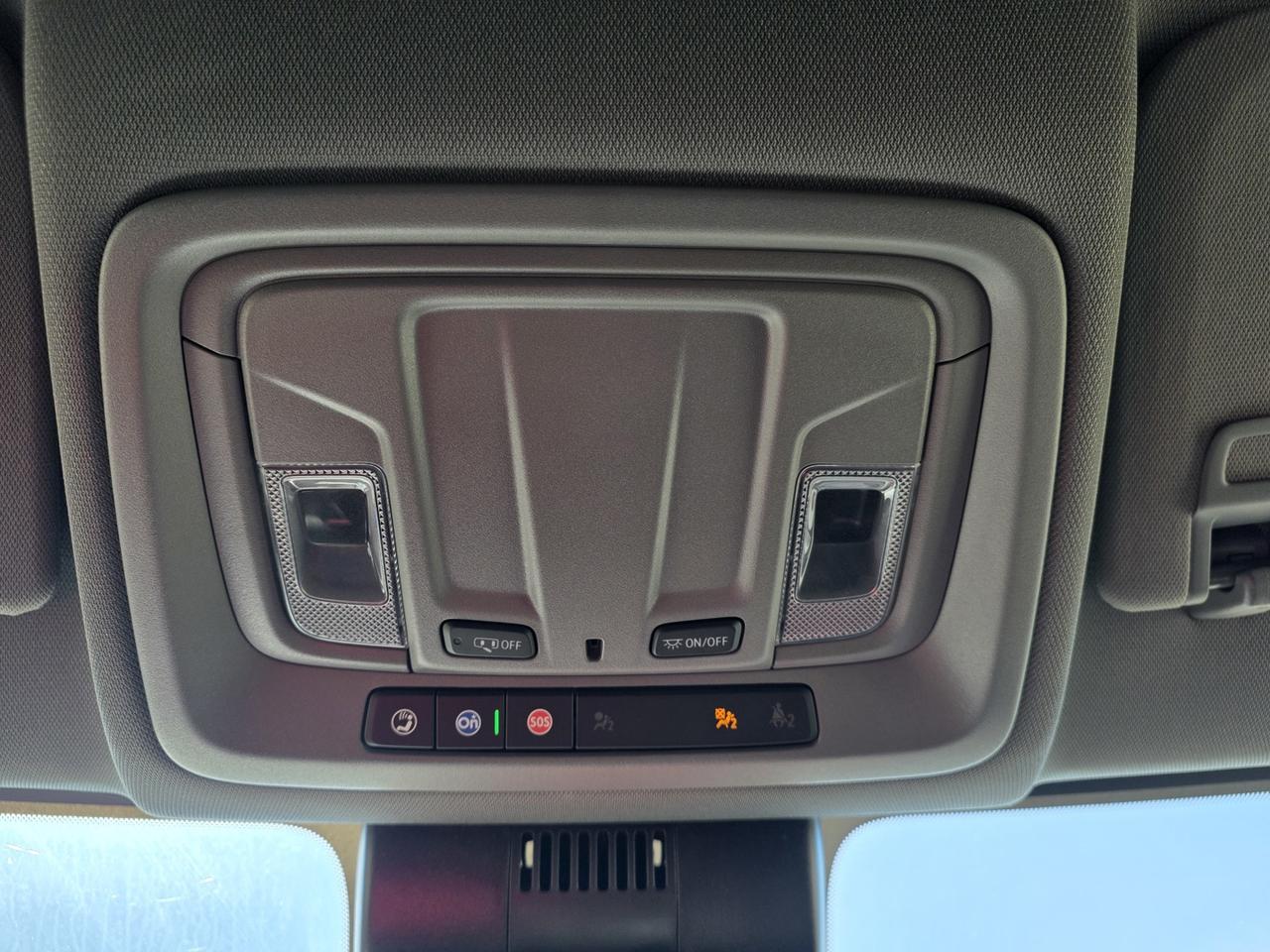 2024 GMC Sierra 1500 Pro Crew Cab 4WD Photo