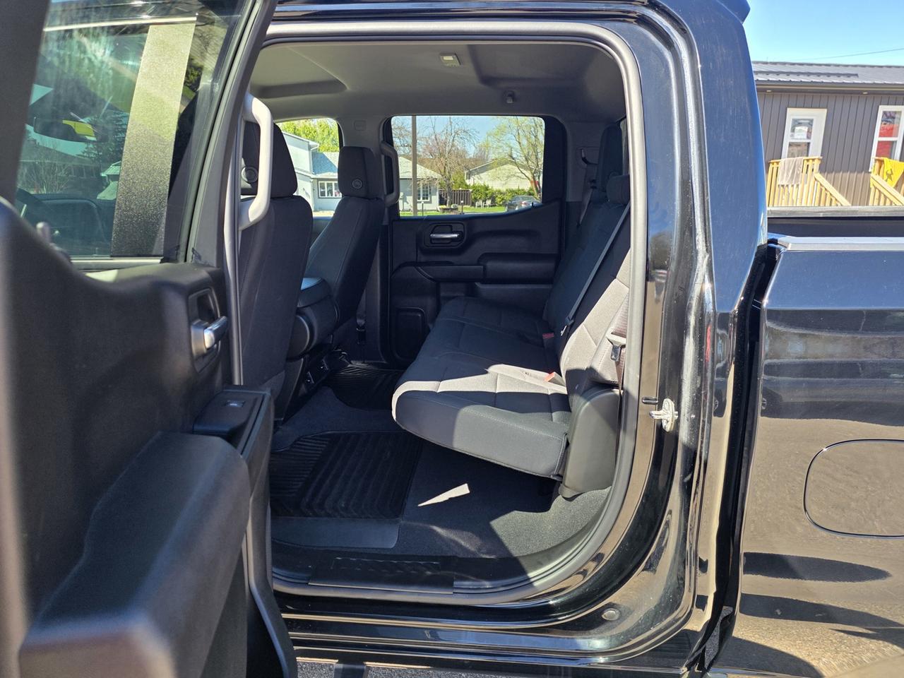 2024 GMC Sierra 1500 Pro Crew Cab 4WD Photo