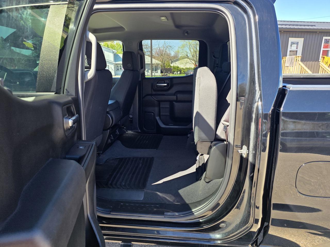 2024 GMC Sierra 1500 Pro Crew Cab 4WD Photo