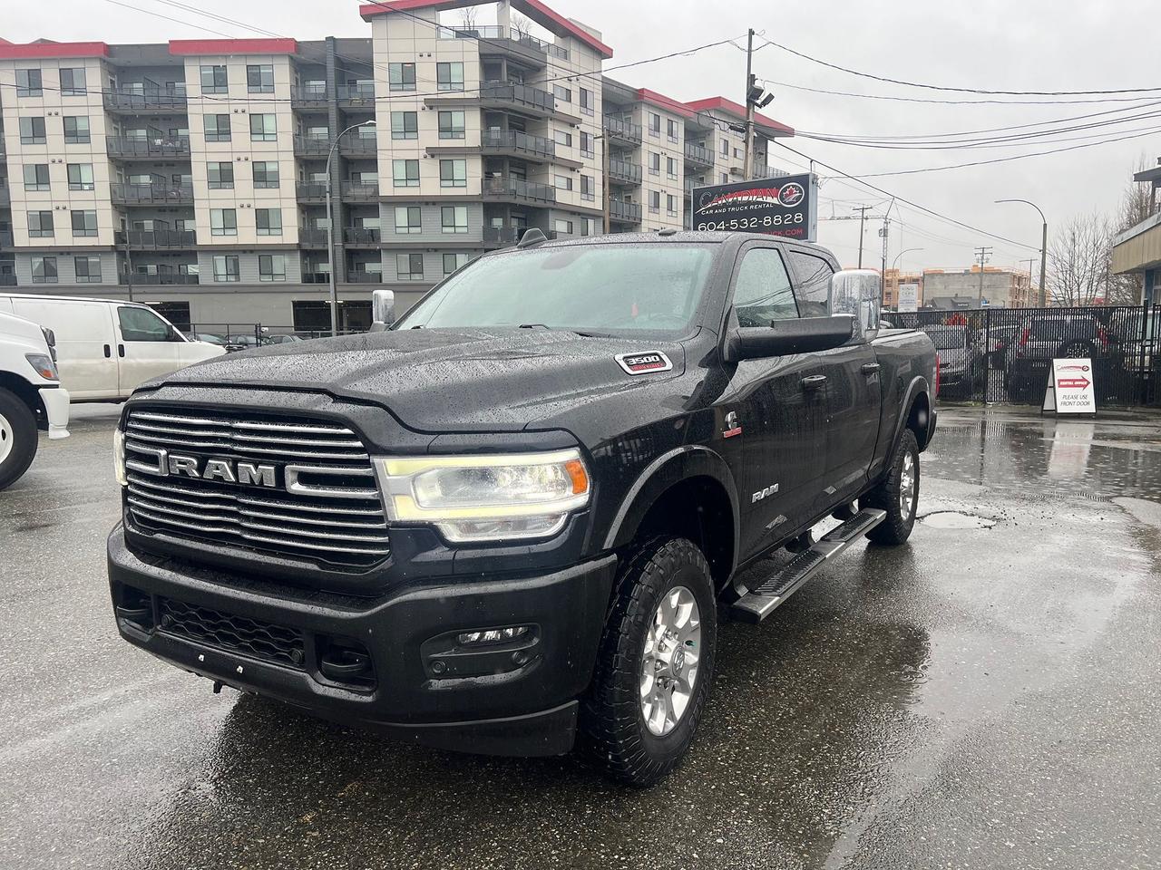 2022 RAM 3500 Laramie Photo3