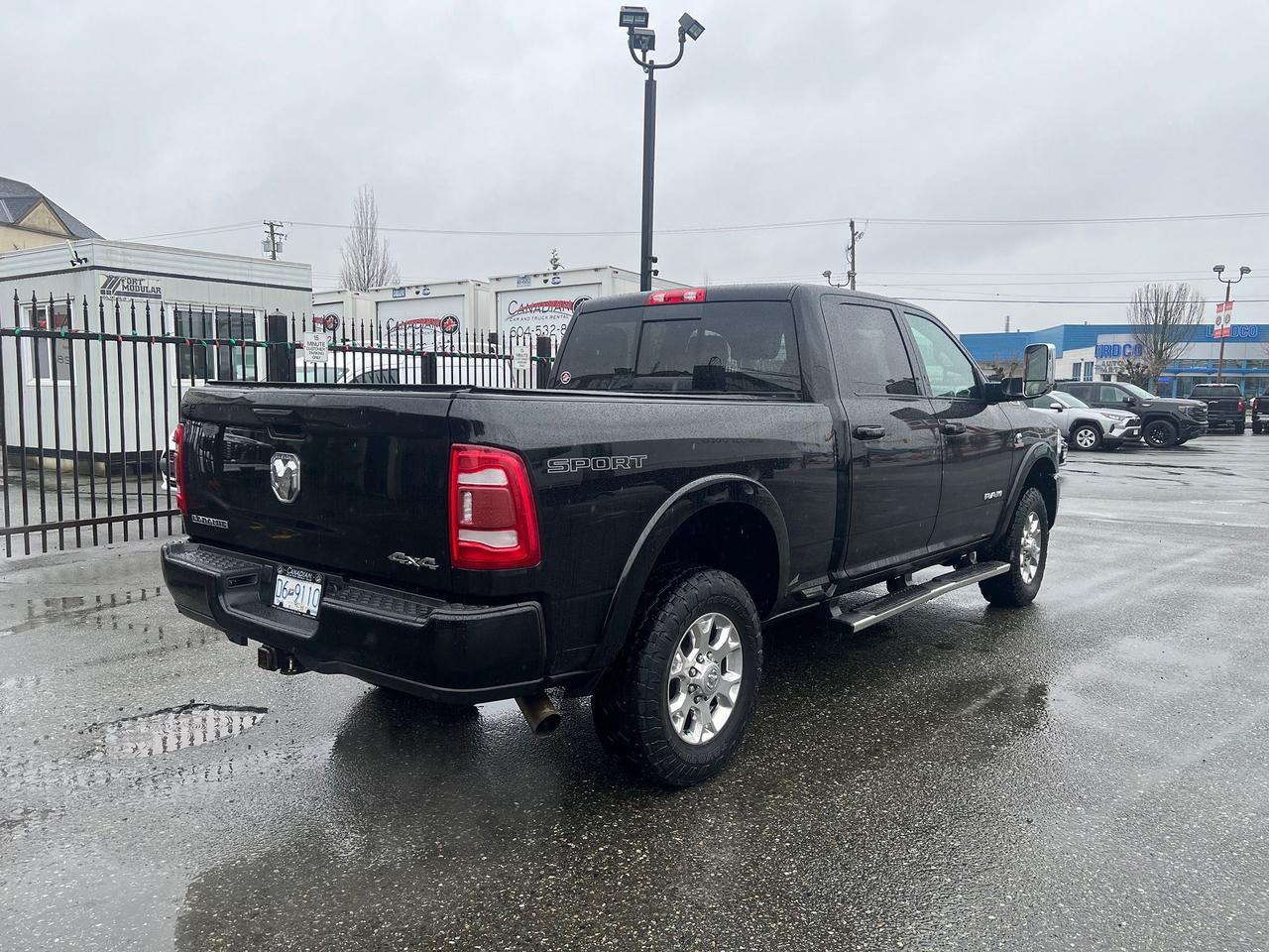 2022 RAM 3500 Laramie Photo7