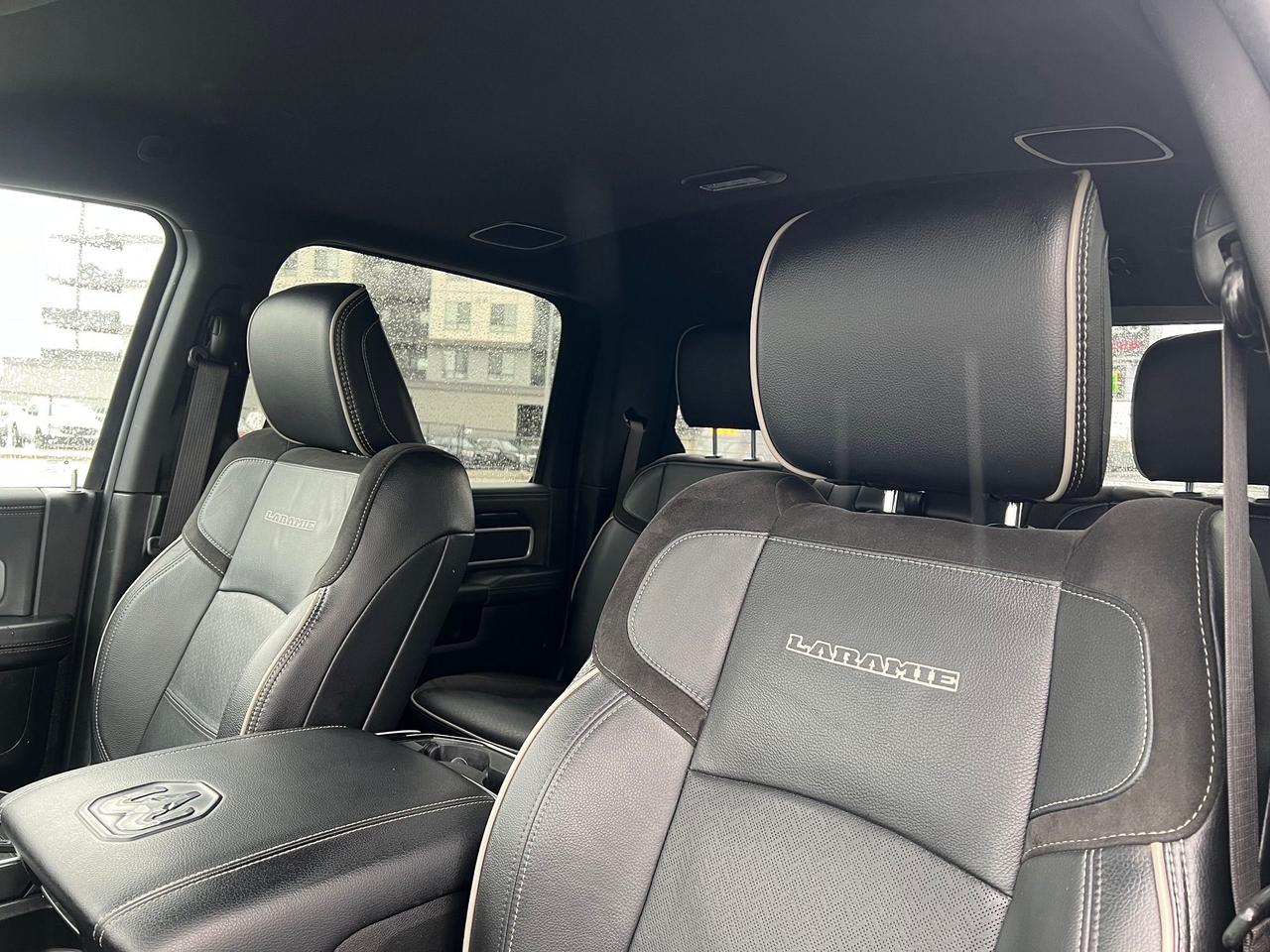 2022 RAM 3500 Laramie Photo14