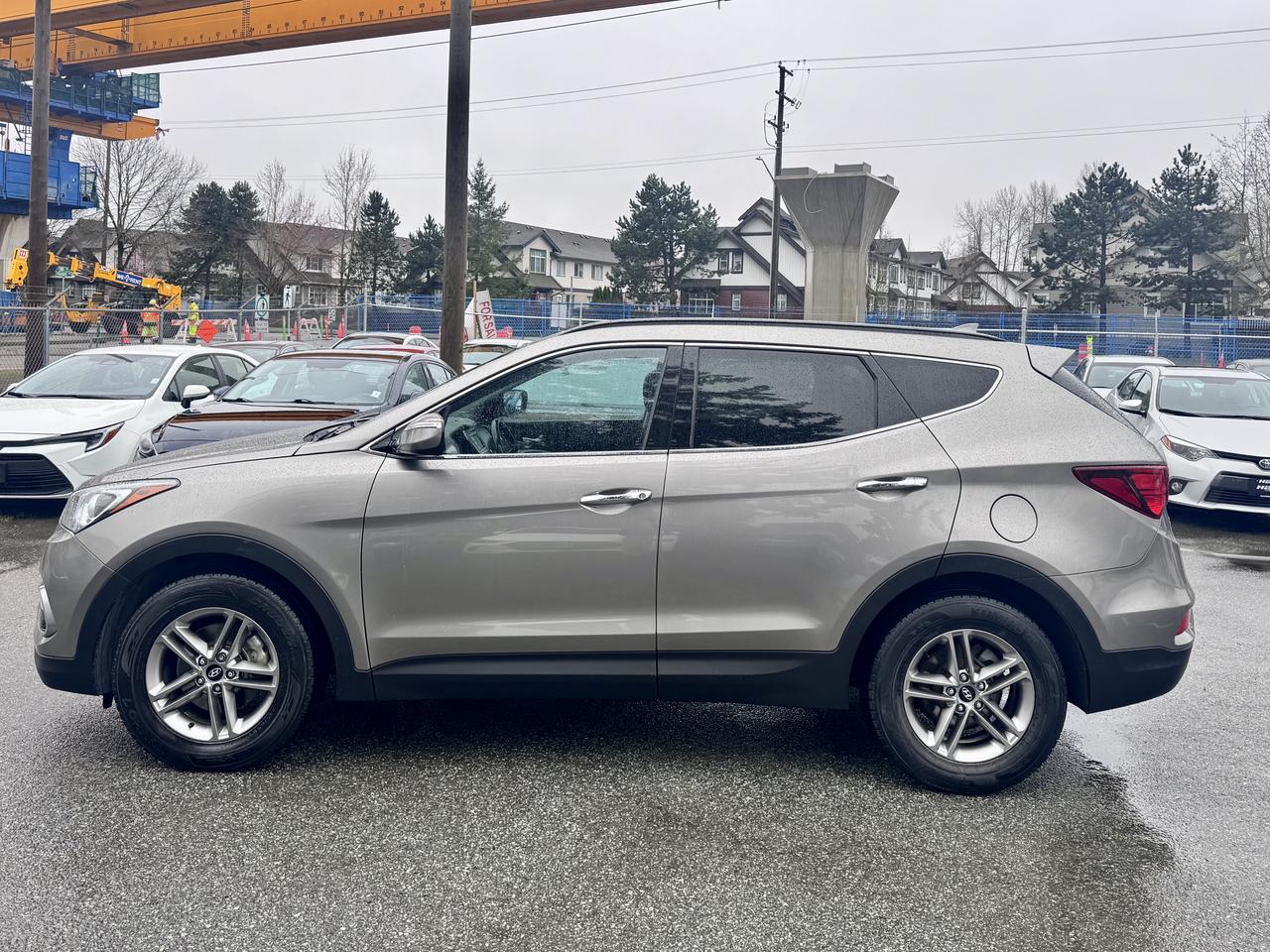 2017 Hyundai Santa Fe Sport FINANCING AVAILABLE Photo8