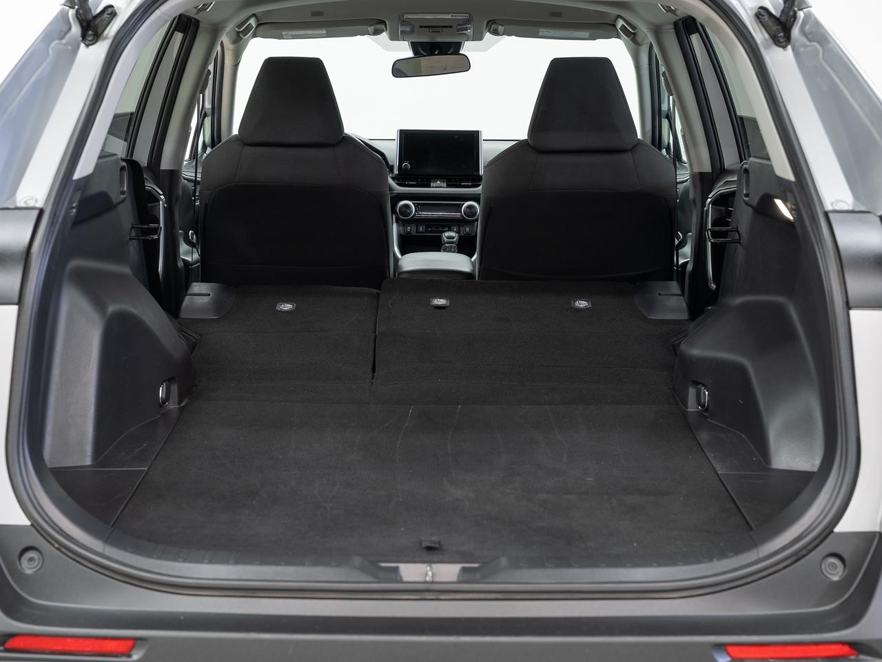 2023 Toyota RAV4 LE AWD | ACC | LaneDep | Heated Seats | CarPlay Photo