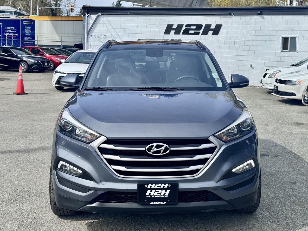 2018 Hyundai Tucson FINANCING AVAILABLE Photo2