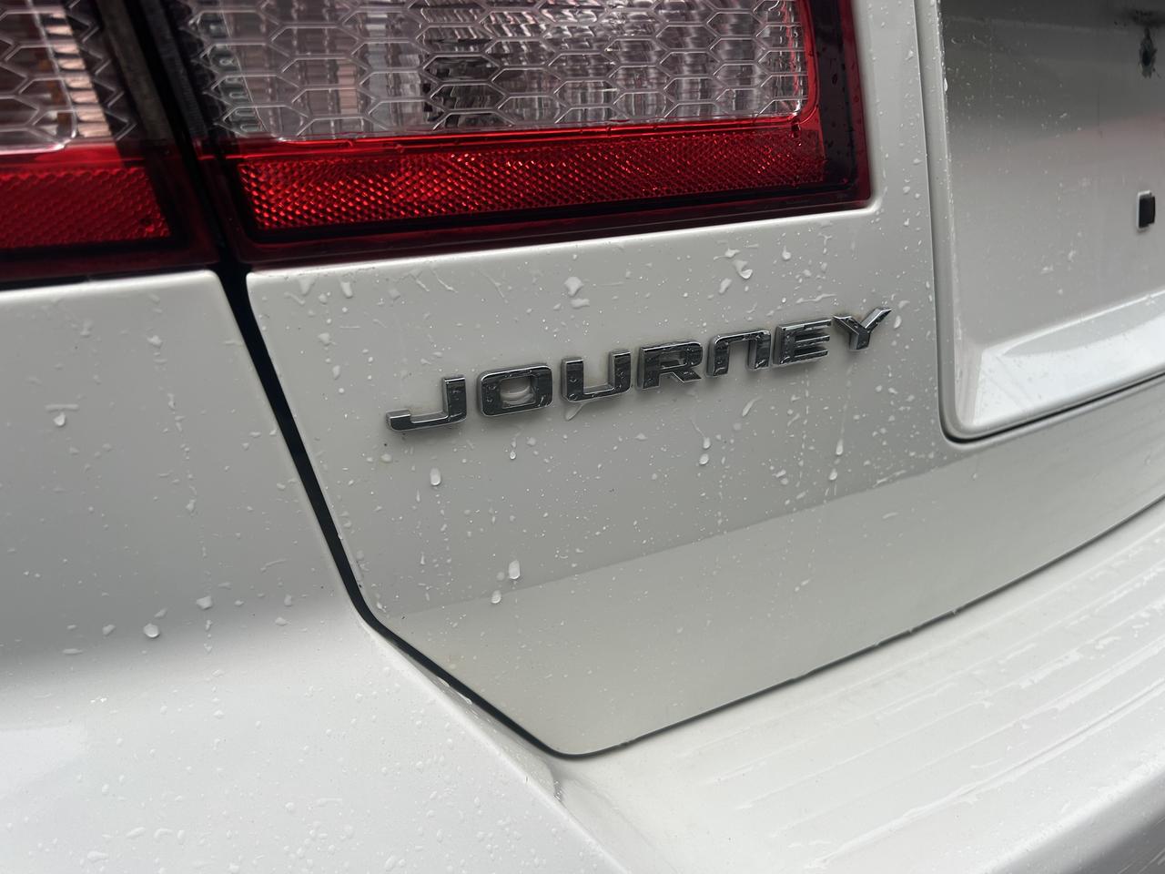 2012 Dodge Journey SXT - Photo #16