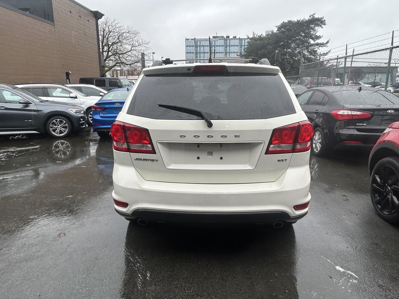 2012 Dodge Journey SXT - Photo #7