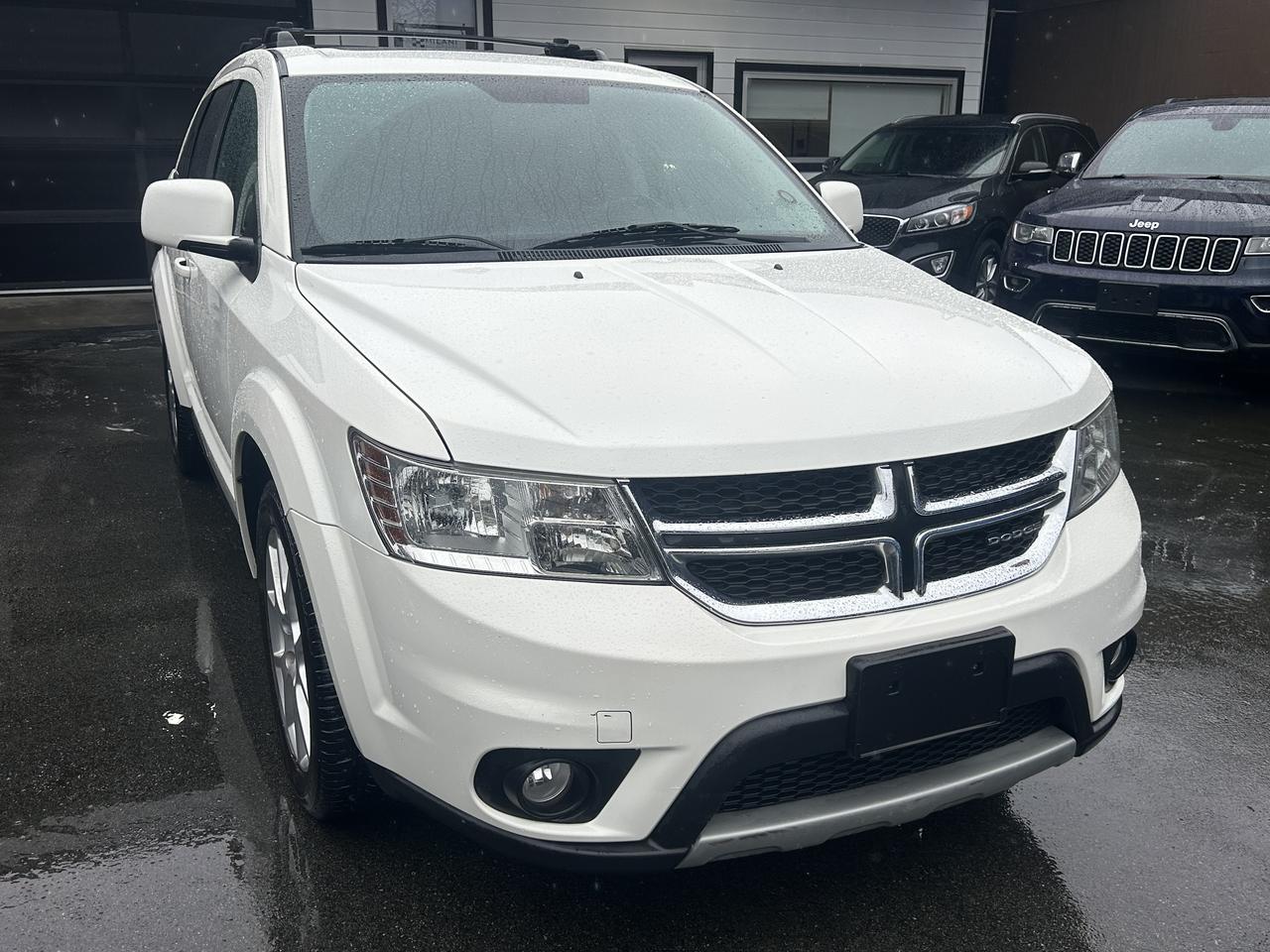 2012 Dodge Journey SXT - Photo #4