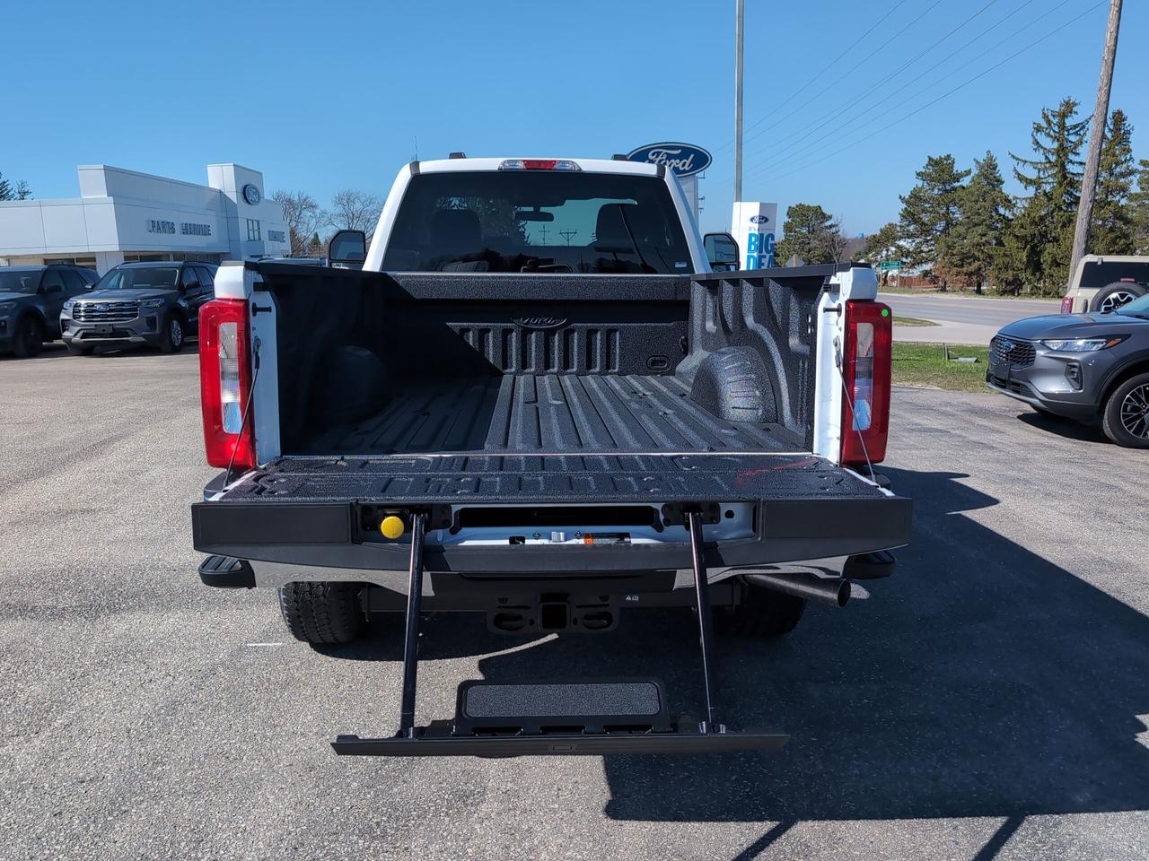 2026 Ford F-250 XLT Reg Cab 4x4 Photo