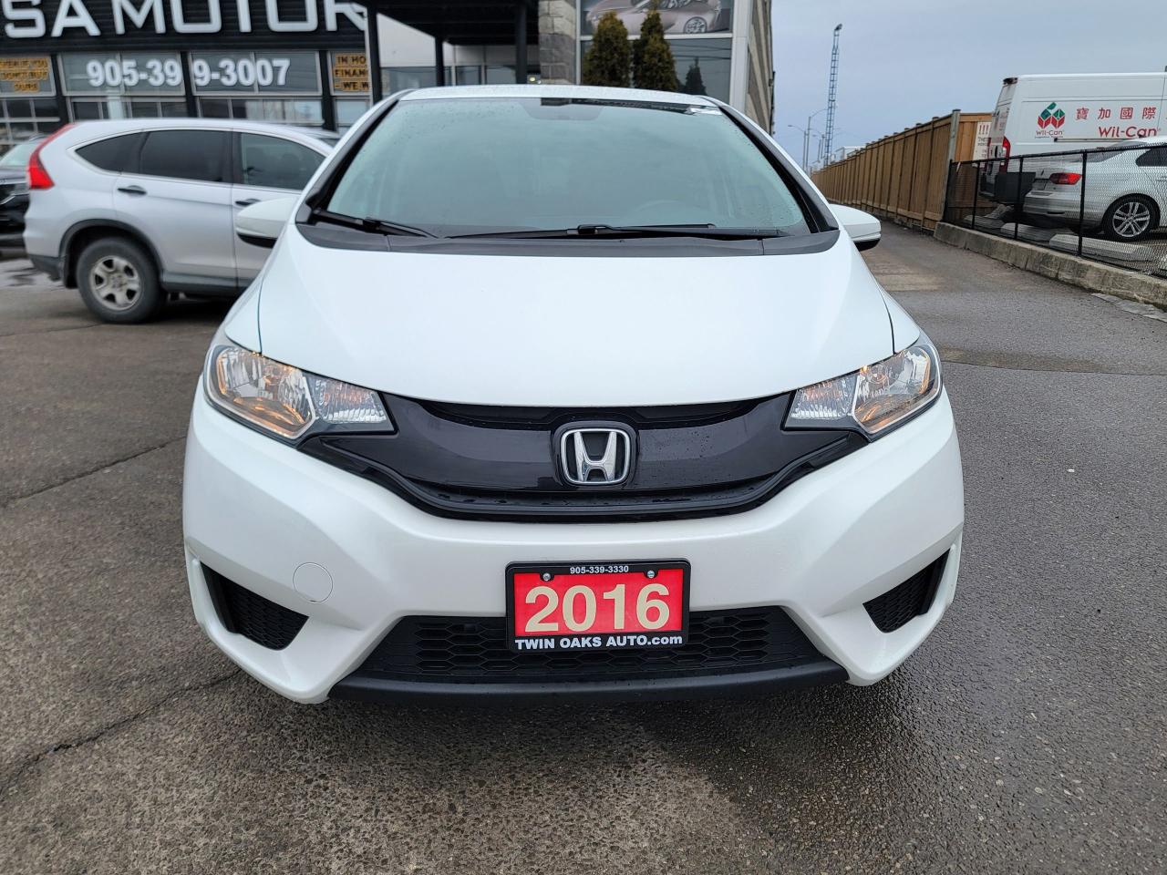 2016 Honda Fit LX | LOW KMS Photo