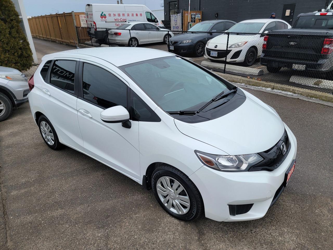 2016 Honda Fit LX | LOW KMS Photo