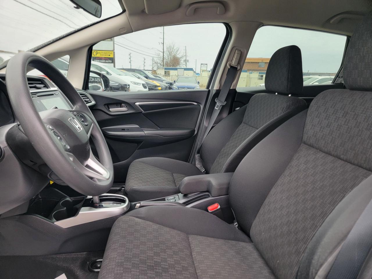 2016 Honda Fit LX | LOW KMS Photo