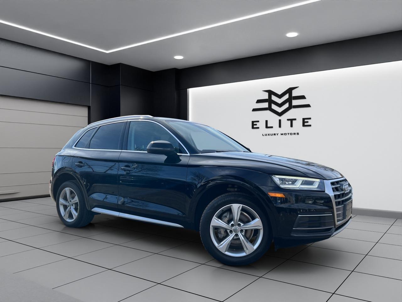 2018 Audi Q5 2.0 Progressiv Pkg - Navigation System - Panoramic Roof !!! Photo
