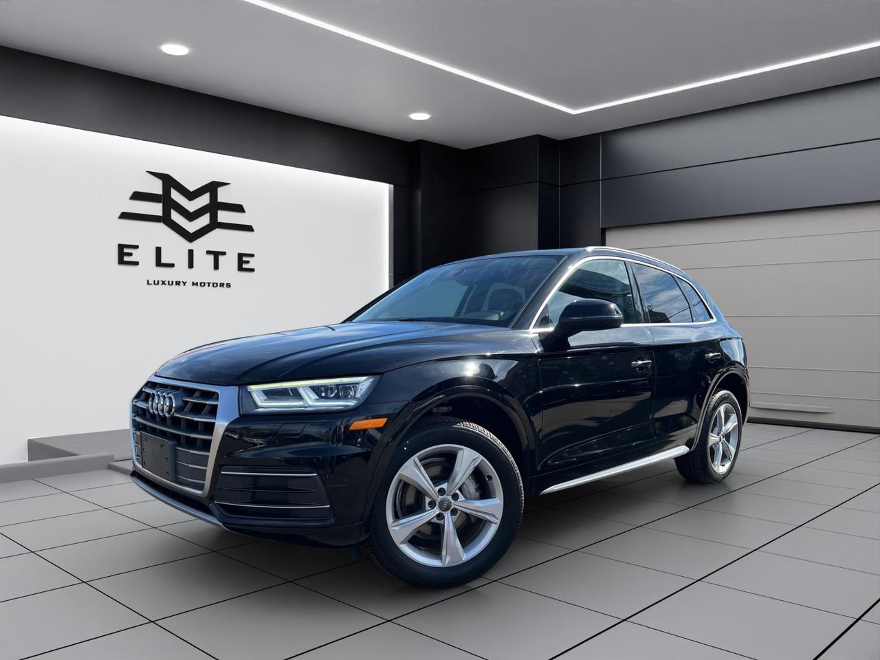 2018 Audi Q5 2.0 Progressiv Pkg - Navigation System - Panoramic Roof !!! Photo3