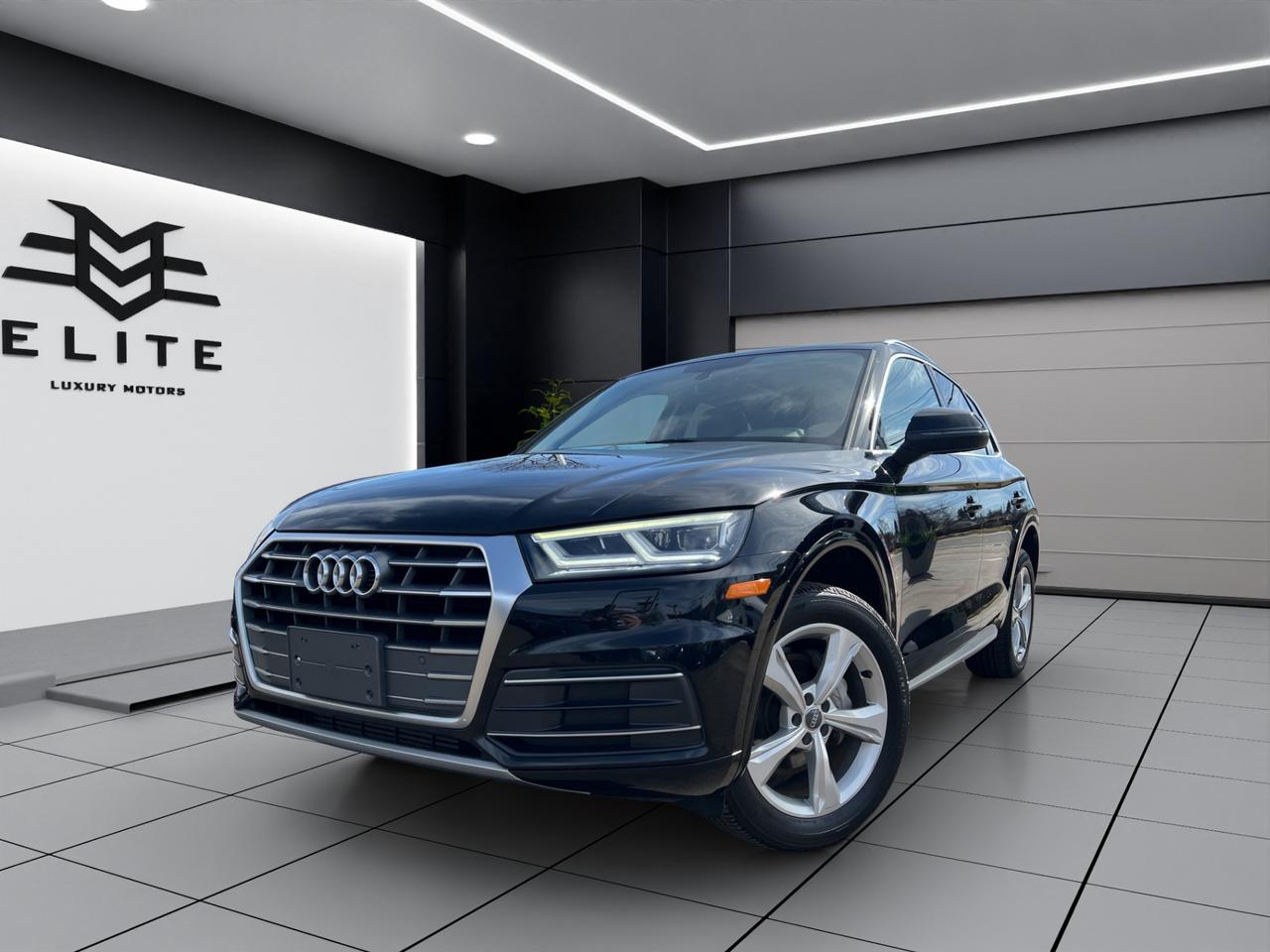 2018 Audi Q5 2.0 Progressiv Pkg - Navigation System - Panoramic Roof !!! Photo