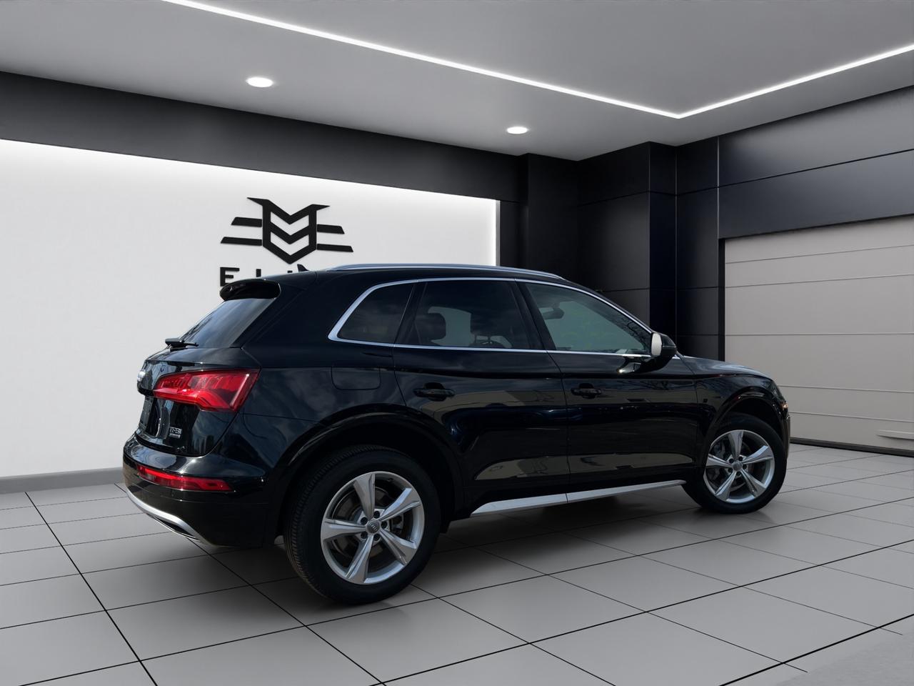 2018 Audi Q5 2.0 Progressiv Pkg - Navigation System - Panoramic Roof !!! Photo